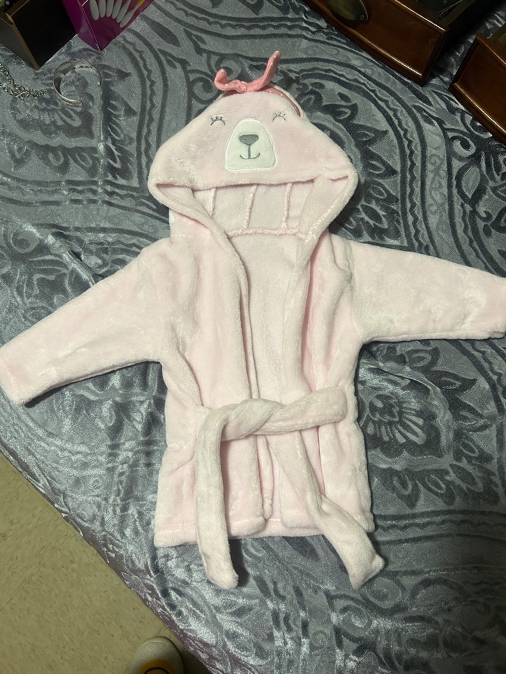 Soft Plush Pink Bear Hooded Kids Robe with Belt 🐻‍❄️